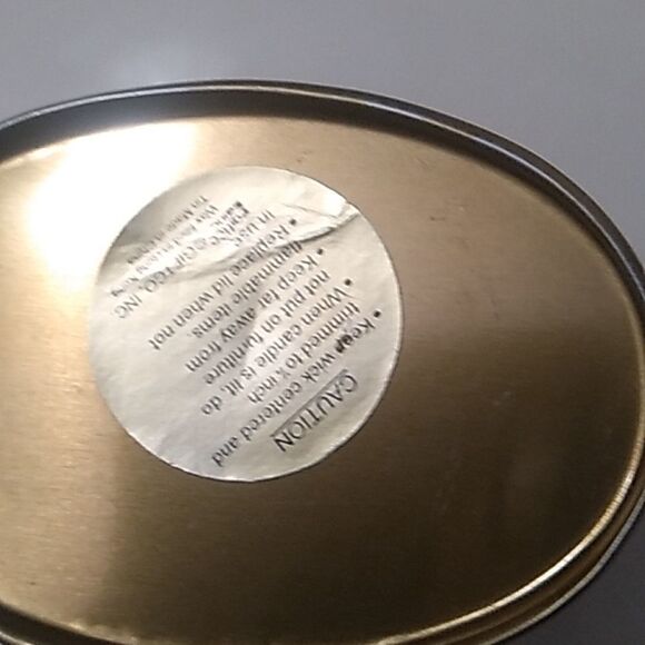 Christmas Candle Tin - Picture 5 of 5